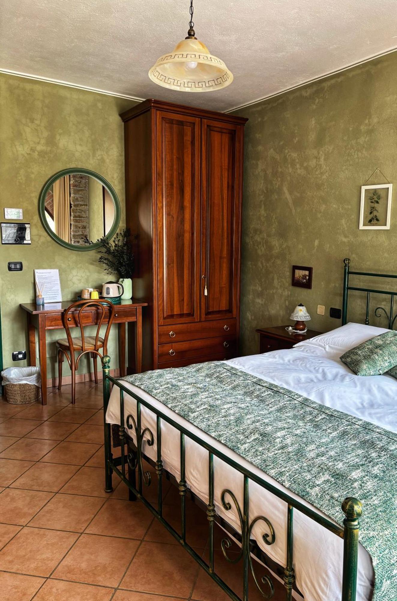 Agriturismo Tenuta San Giuseppe Cossano Belbo Exterior photo