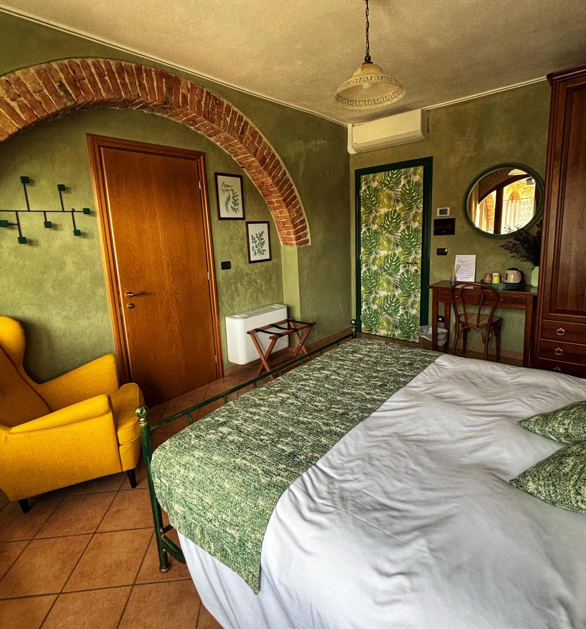 Agriturismo Tenuta San Giuseppe Cossano Belbo Exterior photo